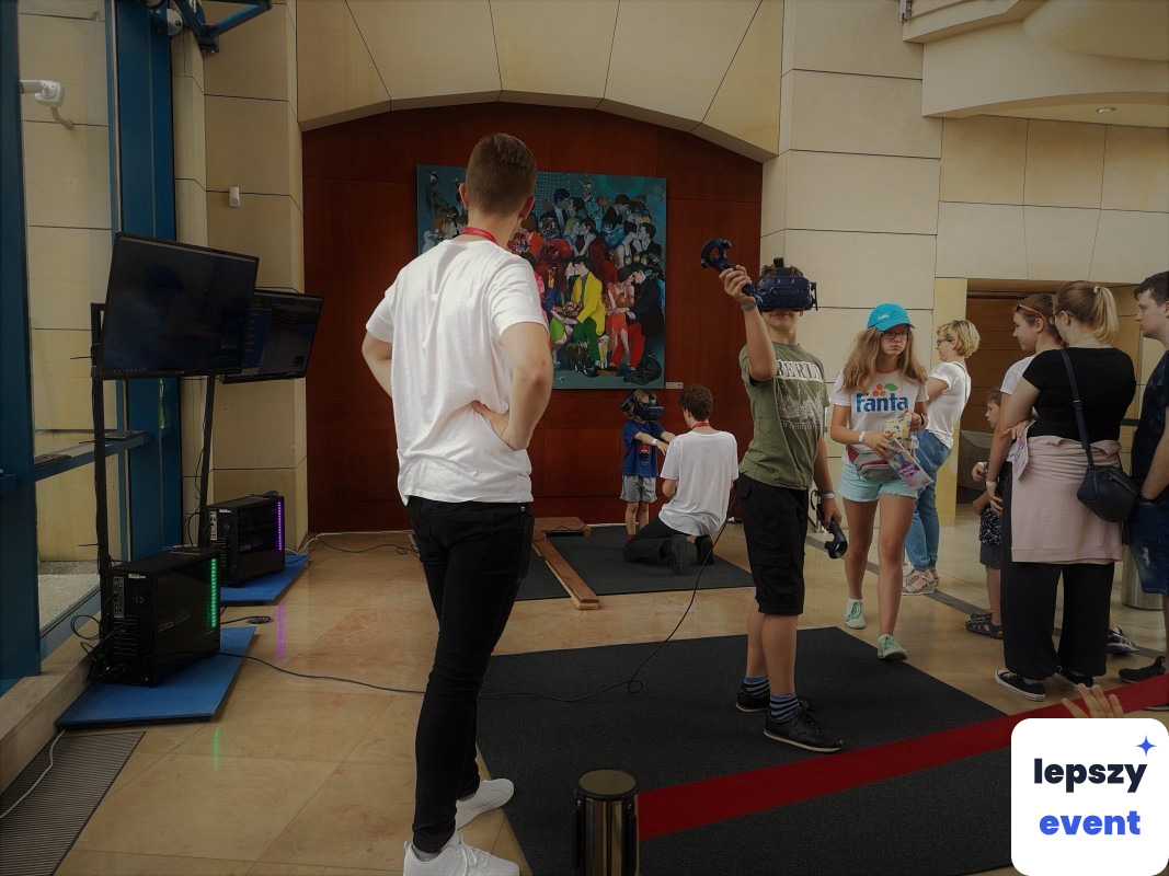 Strefa VR i gogle wirtualnej rzeczywistości — zdjęcie 2