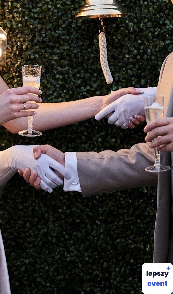 Unikatowa atrakcja eventowa | Ścianka Ring For Bubbles — zdjęcie 3