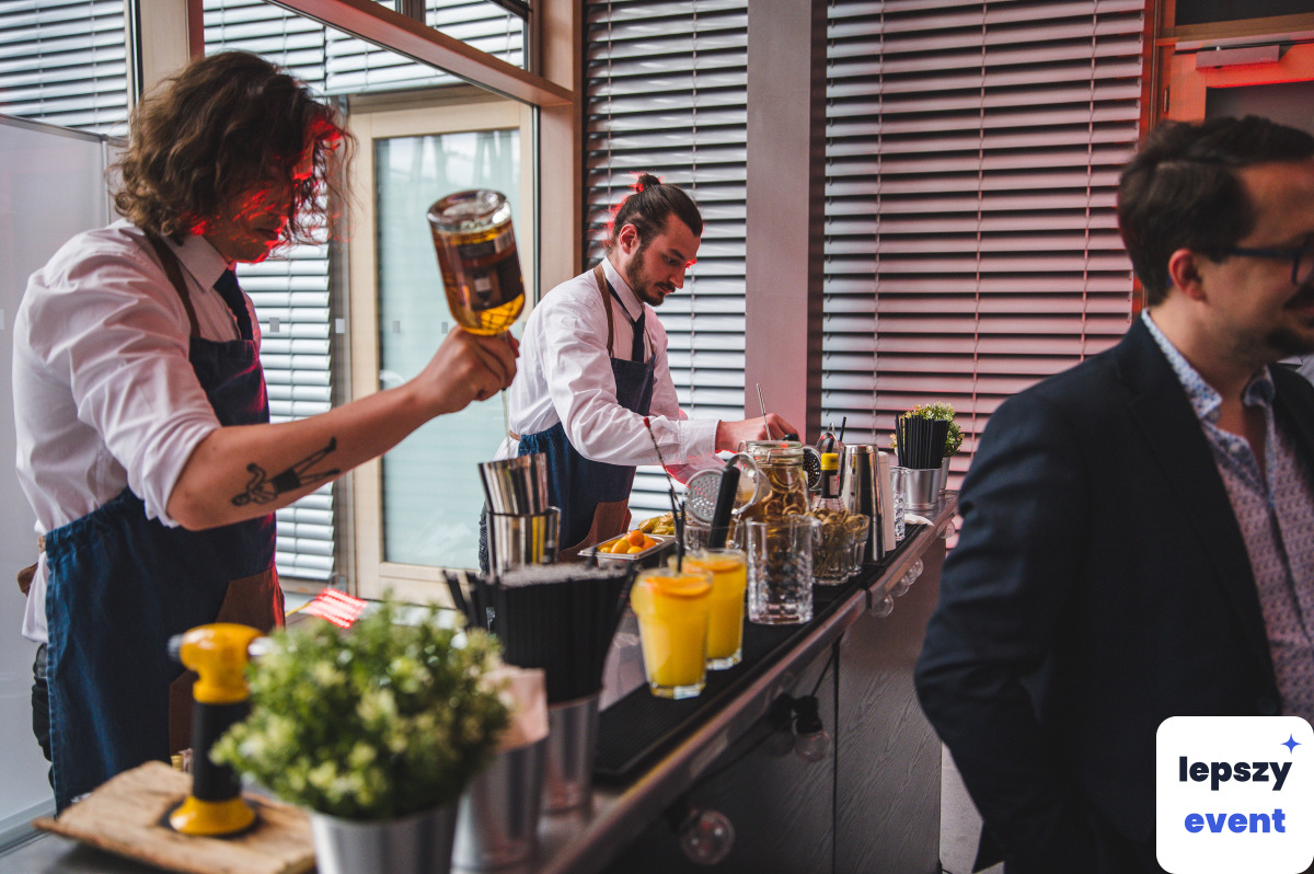 Mobilny drink bar i obsługa barmańska | Mikstura - Usługi Barmańskie — zdjęcie 7