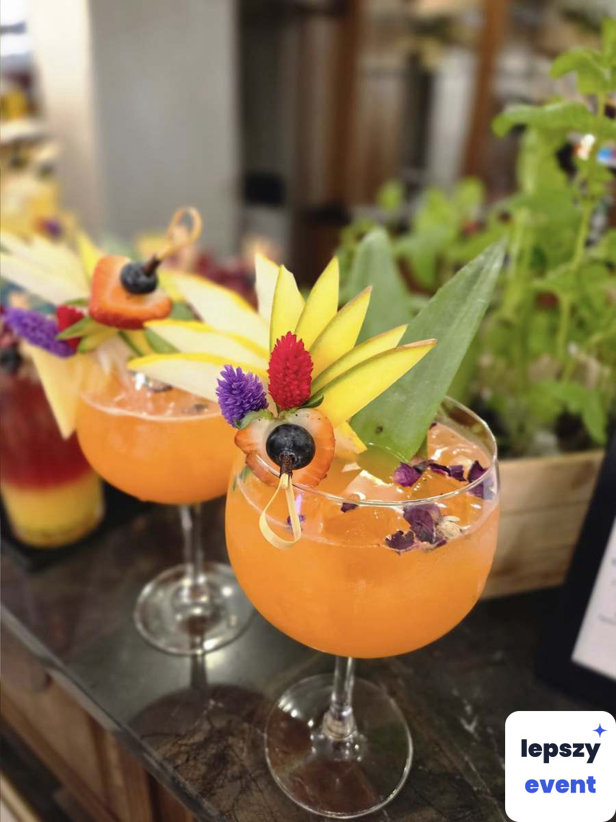 Mobilny drink bar i obsługa barmańska | Event Cocktails — zdjęcie 4