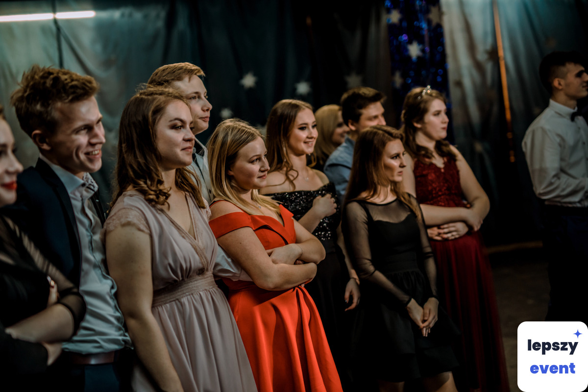 Pokaz iluzji i magia na event | Jakub Łagowski Iluzjonista — zdjęcie 10