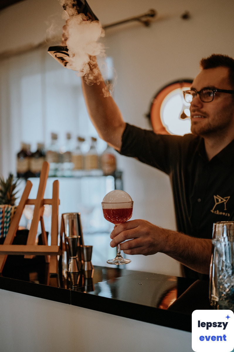 Mobilny drink bar i obsługa barmańska | Cheers - Usługi Barmańskie — zdjęcie 9
