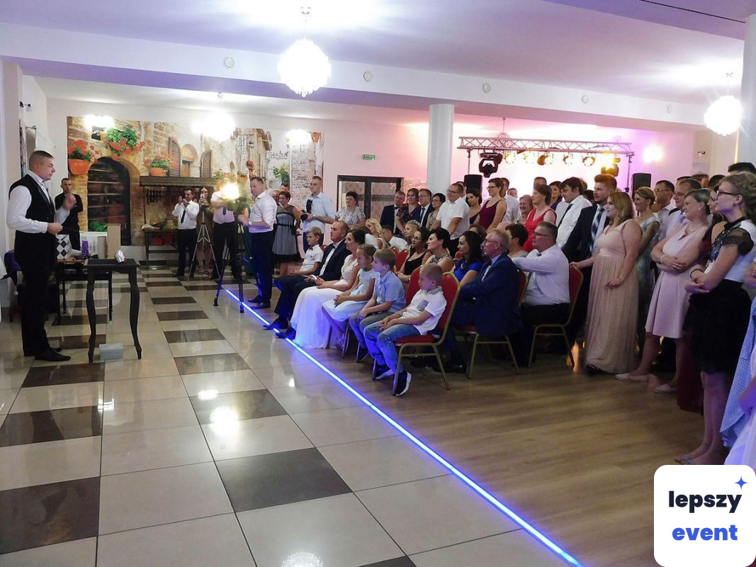 Pokaz iluzji i magia na event | Sztukmistrz Bartłomiej Cichała — zdjęcie 9