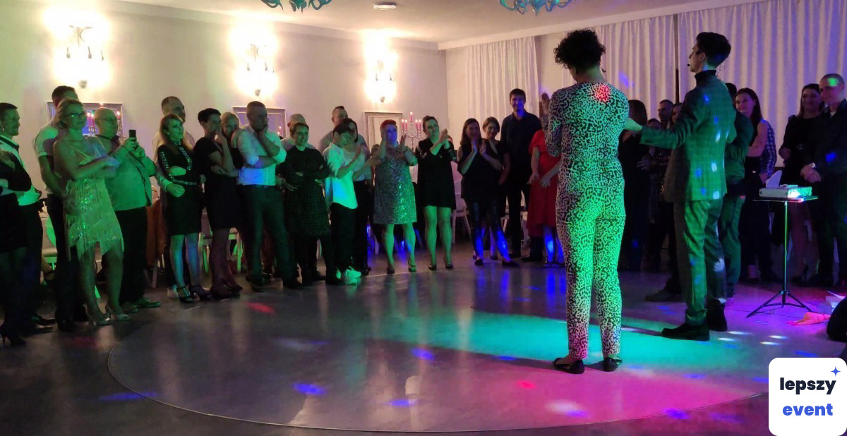 Pokaz iluzji i magia na event | Dodaj MAGII do Swojej imprezy - Iluzjonista Krzysztof Ćwikła — zdjęcie 4