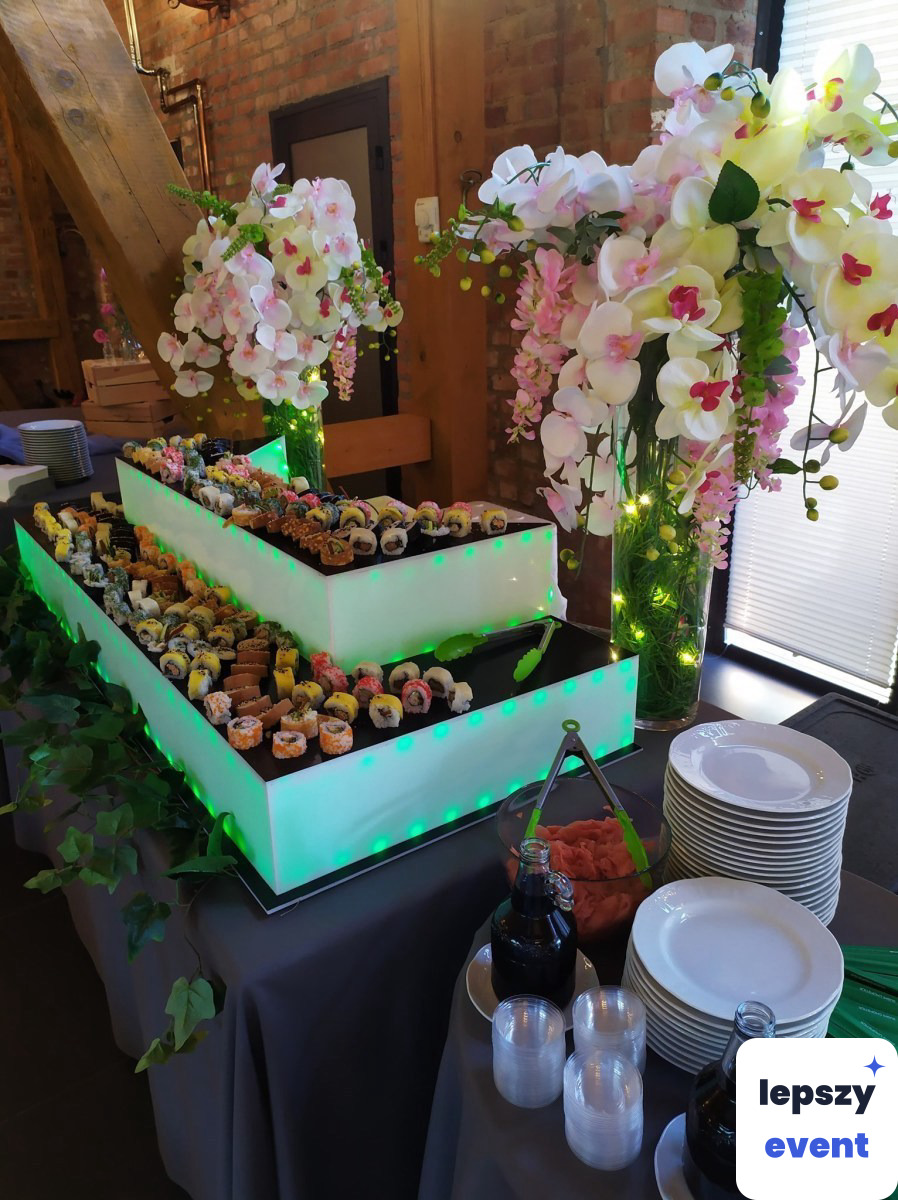 Mobilny sushi master i pokaz kulinarny | Live Sushi & Lody Tajskie — zdjęcie 6