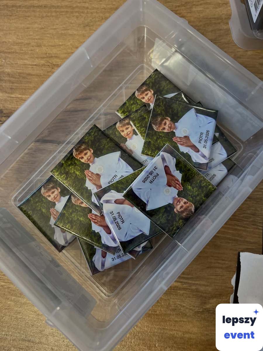 Magnesy pamiątkowe tworzone podczas eventu | magnetyczni - fotomagnesy na żywo — zdjęcie 4