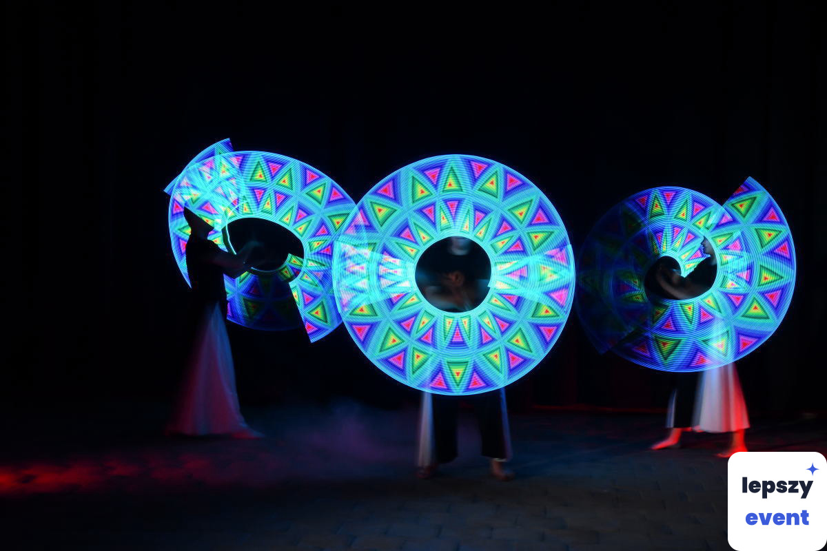 Pokaz LED show i taniec ze światłem — zdjęcie 2