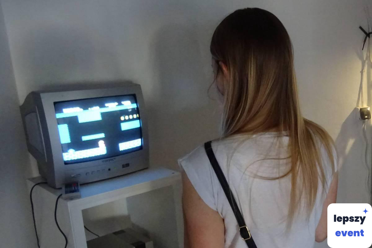 Retrogranie i strefa gier retro na wydarzenia — zdjęcie 2