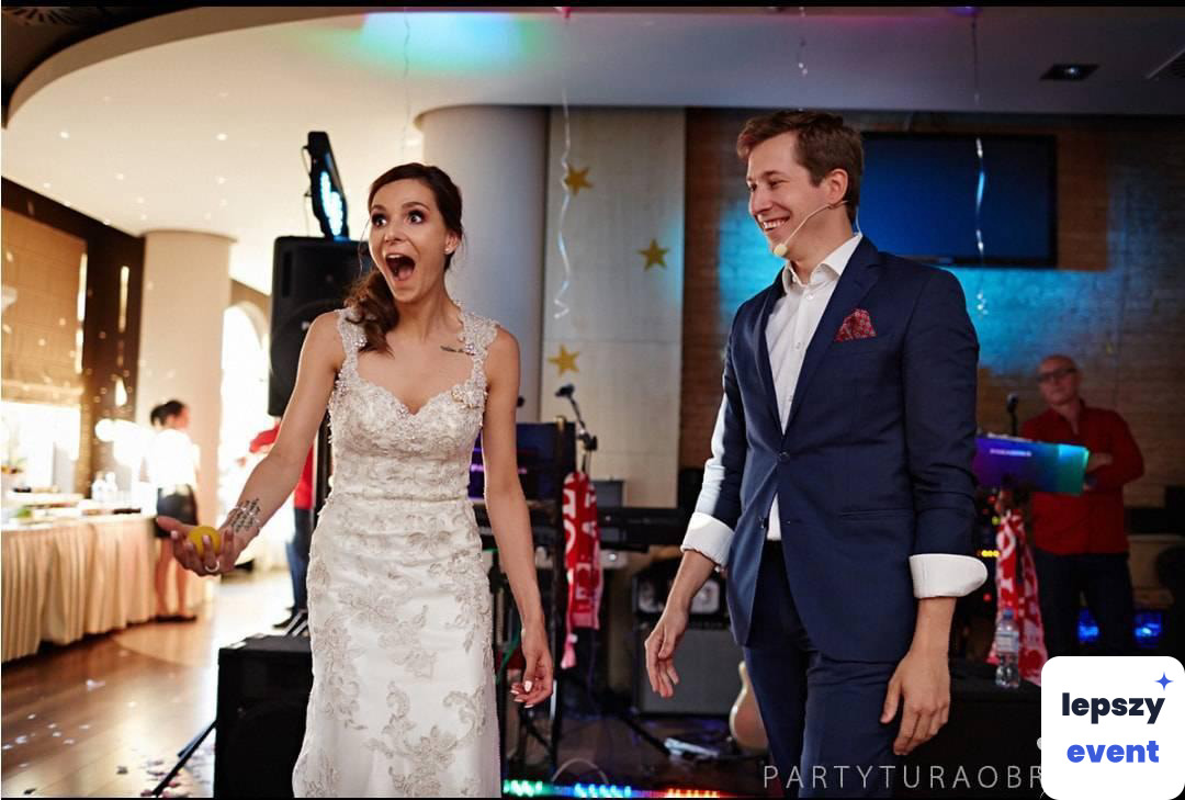 Pokaz iluzji i magia na event | Iluzjonista Josyn — zdjęcie 3