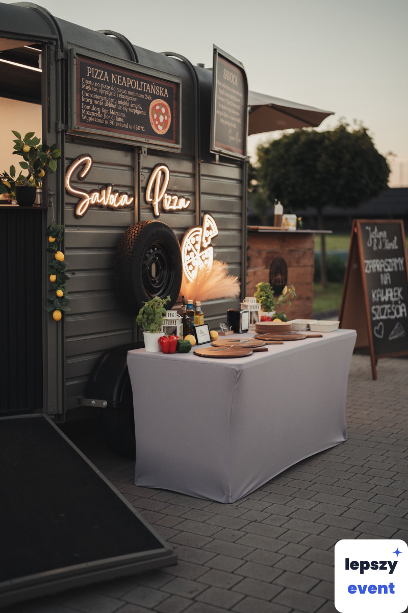 Pizza na żywo i mobilna strefa jedzenia | Mobilna Pizza - Savoca Pizza — zdjęcie 8
